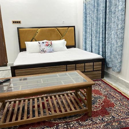 Shri Ram International Home Stay Ayodhya Exterior foto
