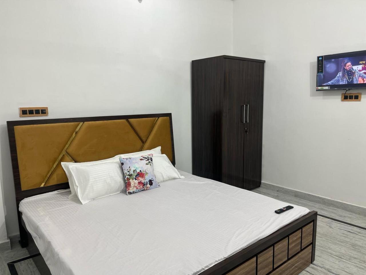 Shri Ram International Home Stay Ayodhya Exterior foto